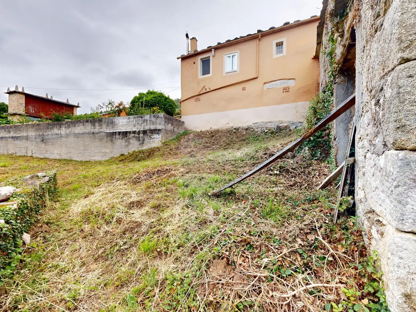 Houses for sale in O Valadouro    with Storage room