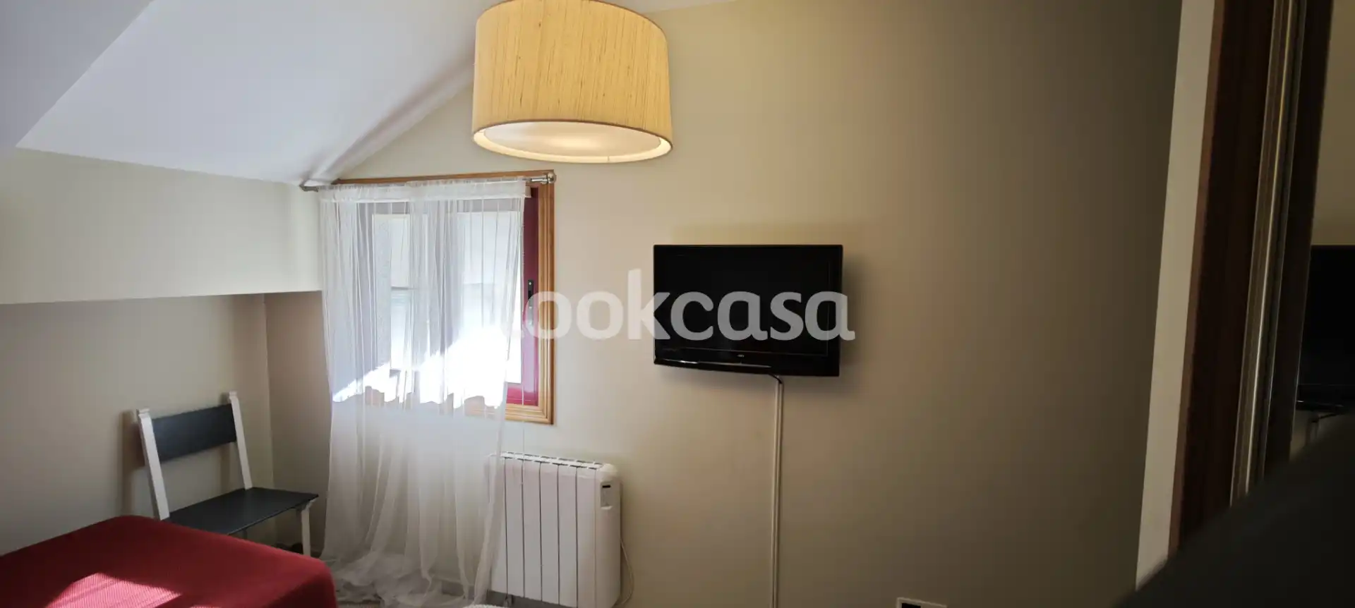 Habitación de Ático en venta en Sanxenxo con Calefacción, Parquet y Terraza