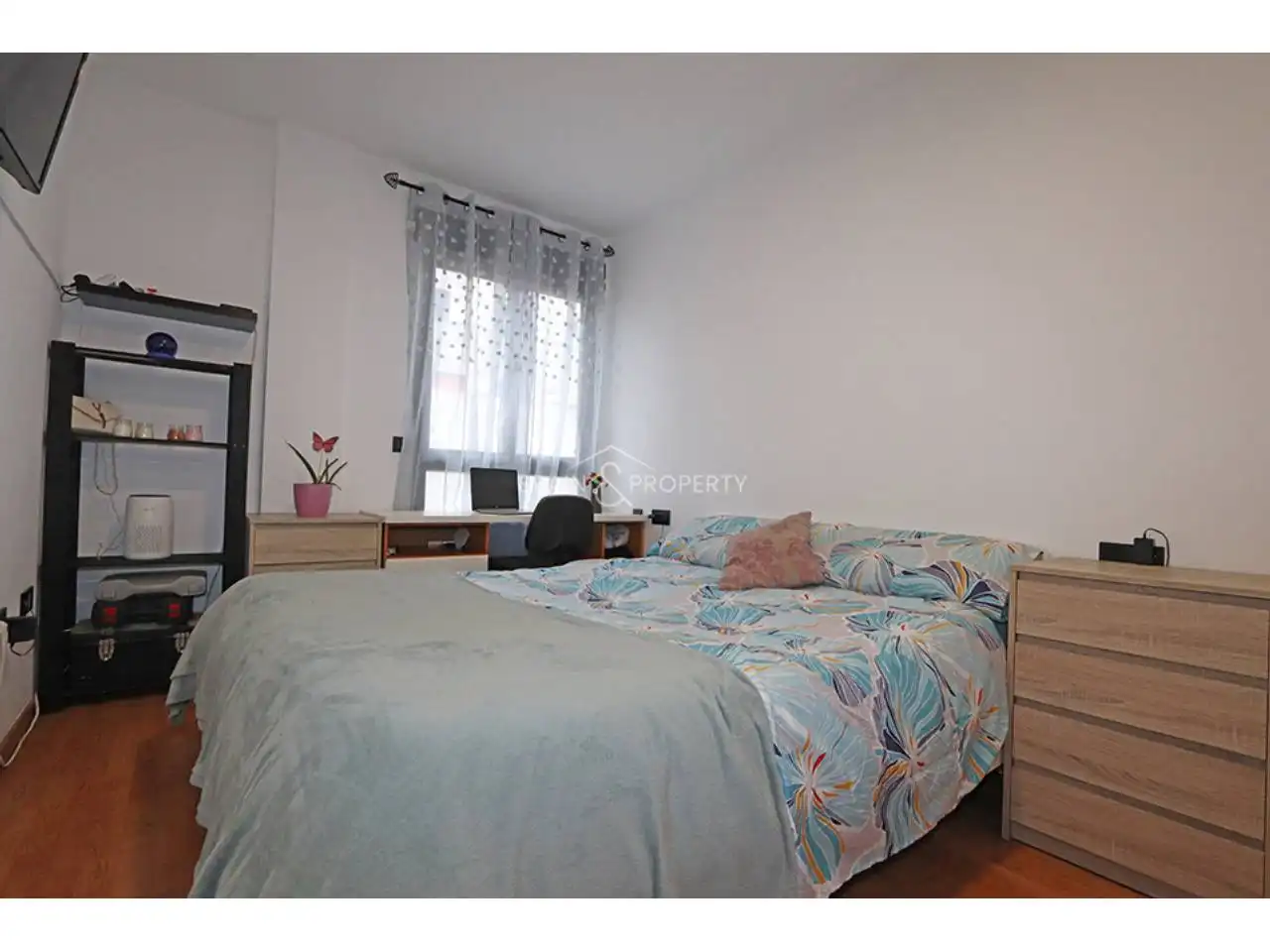 Habitación de Piso en venta en Montserrat con Aire acondicionado, Terraza y Piscina comunitaria