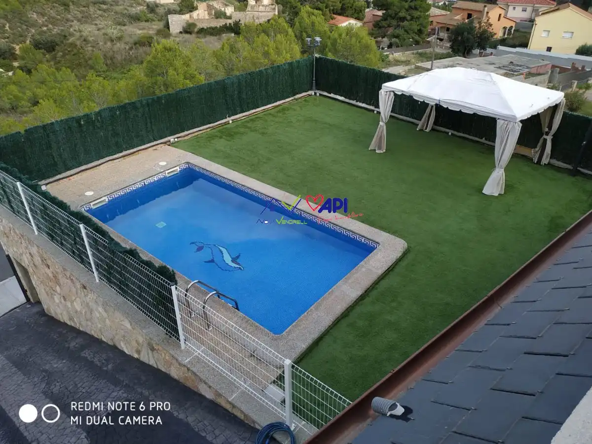 Piscina de Casa o chalet en venta en El Vendrell con Aire acondicionado, Calefacción y Jardín privado