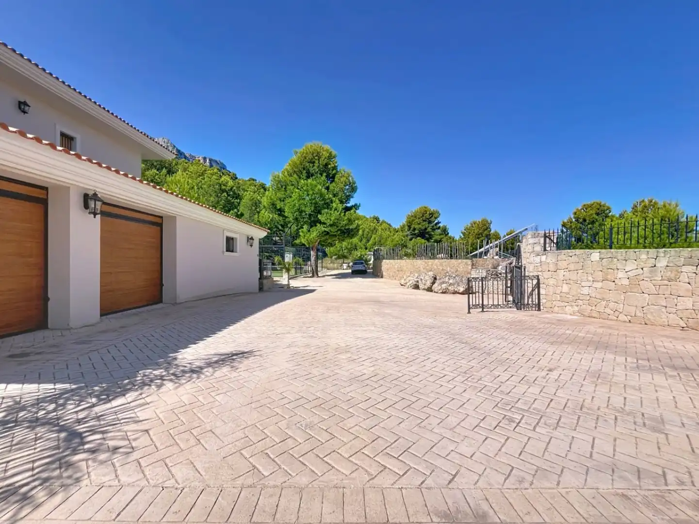 Vista exterior de Casa o chalet en venta en Benimantell con Aire acondicionado, Jardín privado y Terraza