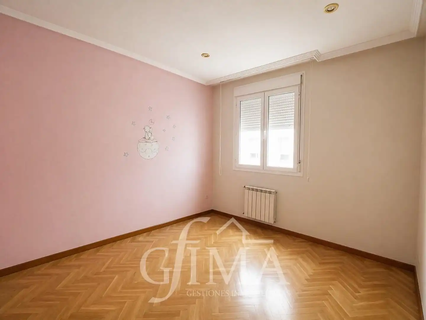 Bedroom of Flat for sale in Tomelloso  with Air Conditioner, Heating and Parquet flooring