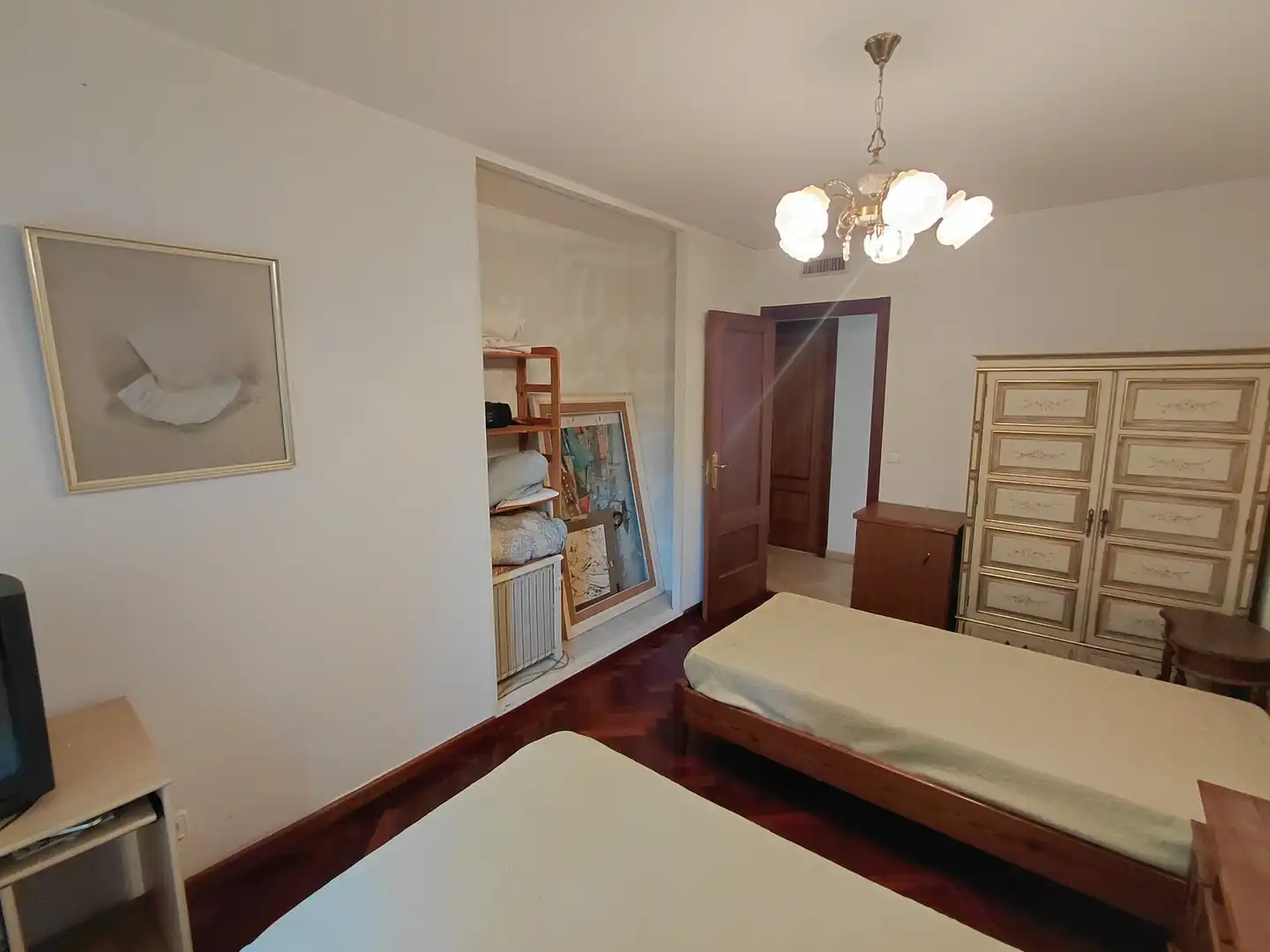 Habitación de Casa o chalet en venta en Oleiros con Aire acondicionado, Calefacción y Jardín privado