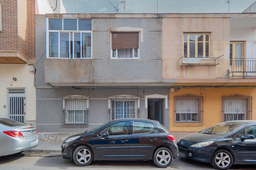 Vista exterior de Piso en venta en Cartagena