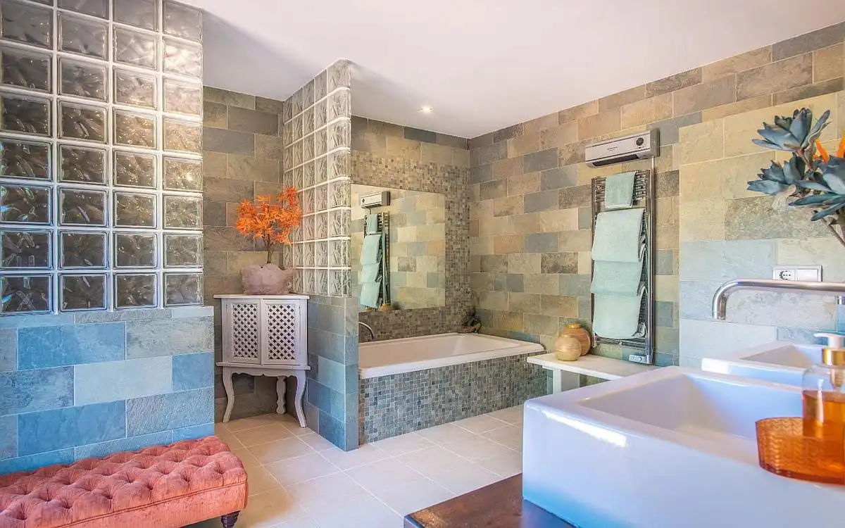 House with pool for sale in Estepona Pueblo, imagen 16