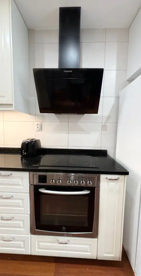 Cocina de Casa adosada de alquiler en Altea con Aire acondicionado, Calefacción y Jardín privado