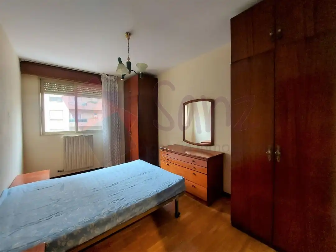 Apartamento de alquiler en Calle Huesca, Jesuitas