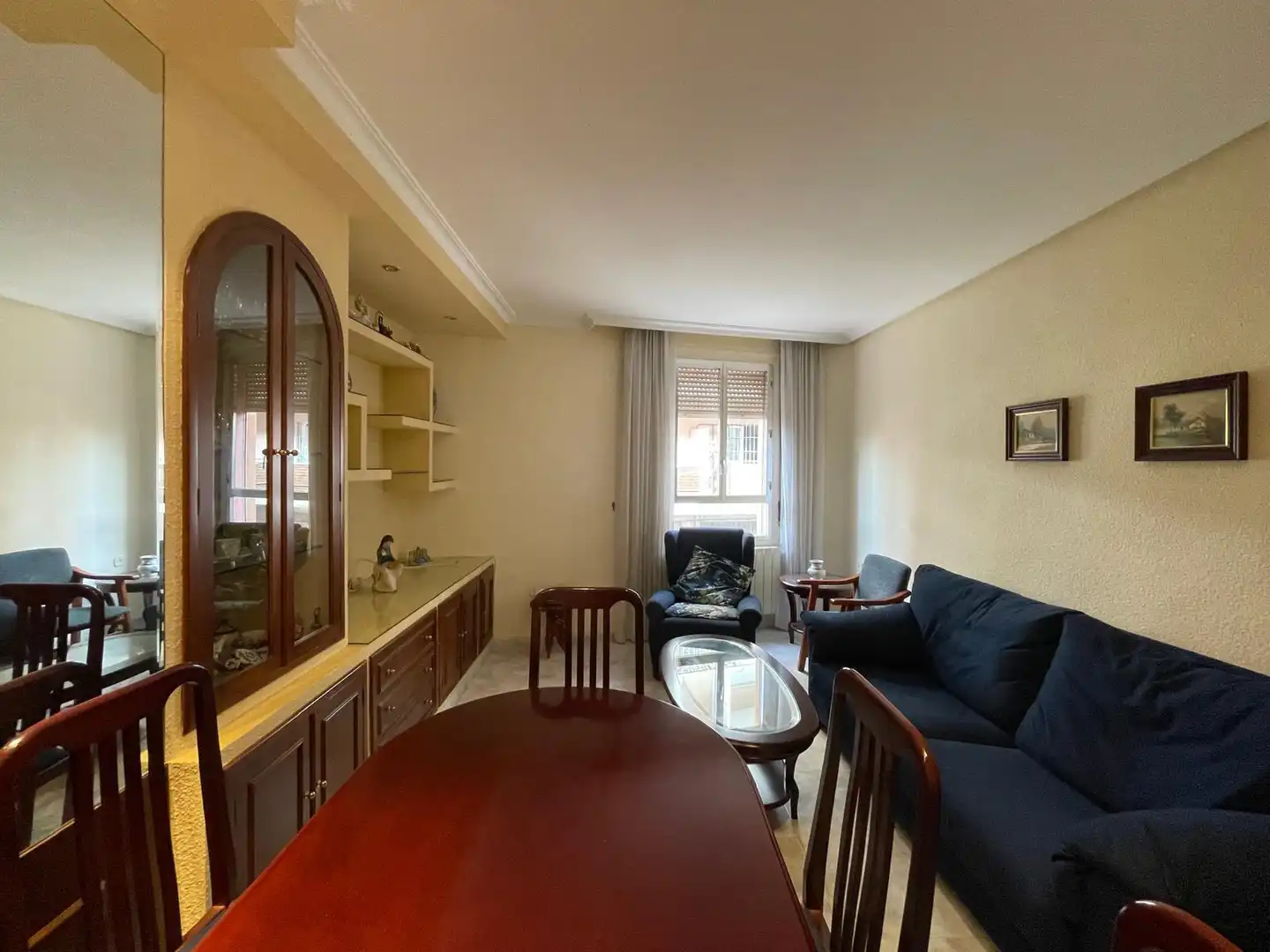 Sala de estar de Piso en venta en Madrid con Calefacción, Amueblado y Horno