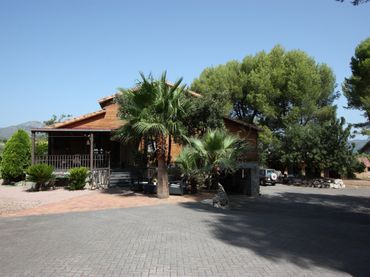 Detached house with pool for sale in Orba