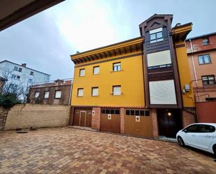 Exterior view of Flat for sale in Aguilar de Campoo  with Heating, Furnished and Oven