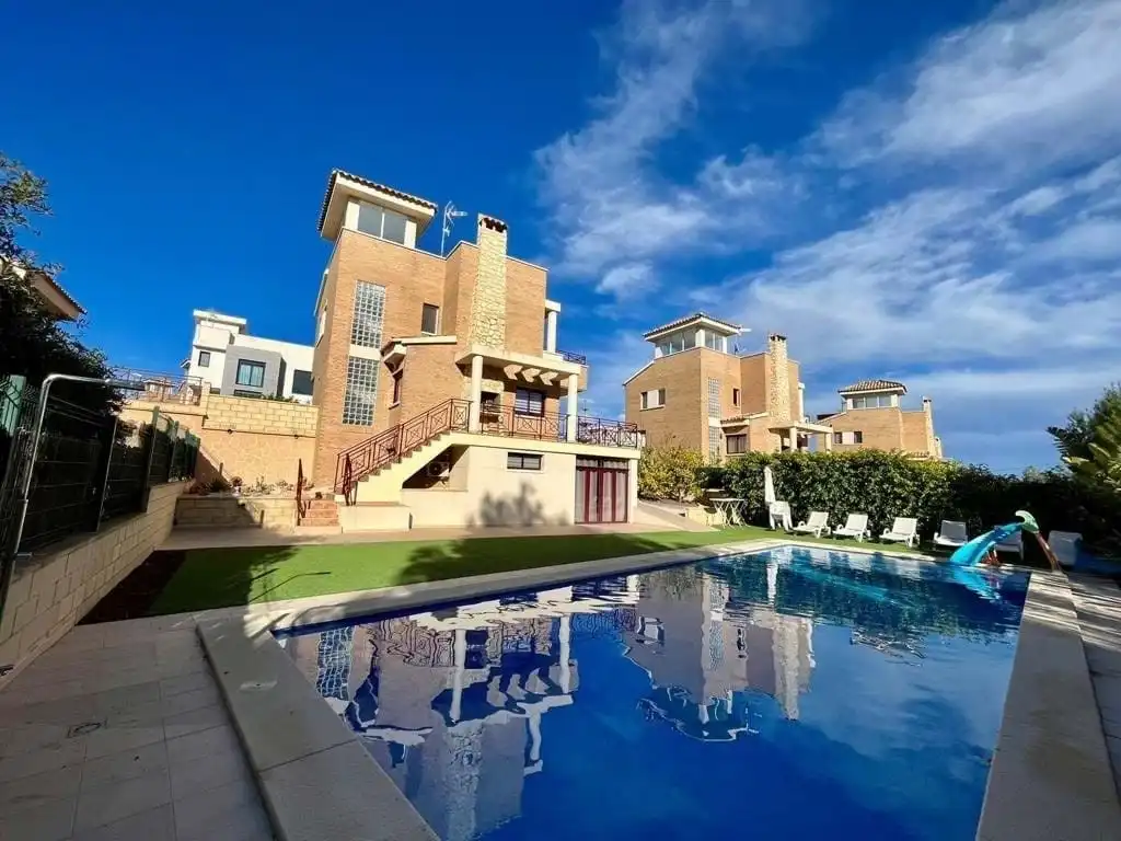 Haus mit Pool zum Verkauf in La Alberca