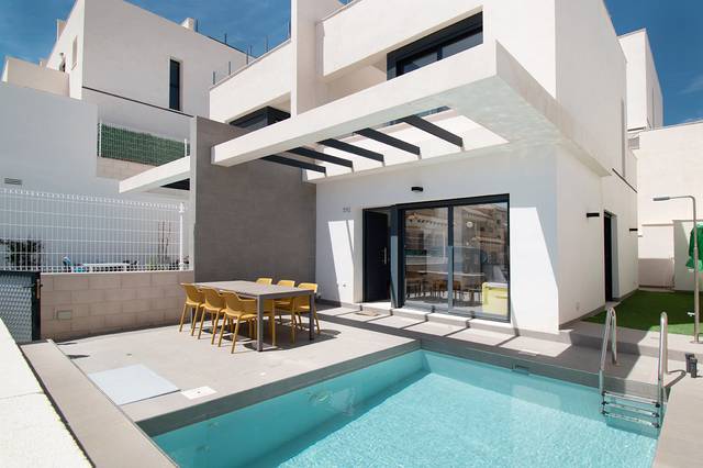 Casa-chalet en Venta en Lomas de Cabo Roig - Los Dolses