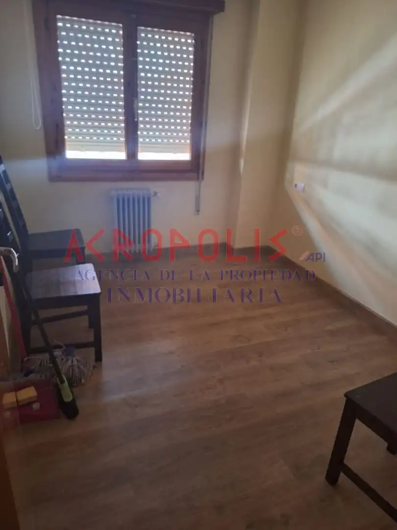 Bedroom of Flat for rent in Benavente  with Terrace and Furnished