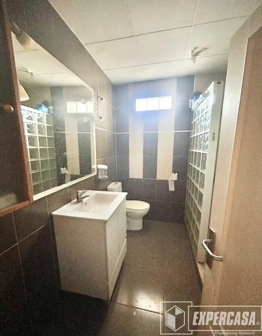 Baño de Piso en venta en Alzira con Terraza y Trastero