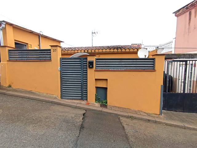 Casa-chalet en Venta en Balenya en Torre Baró