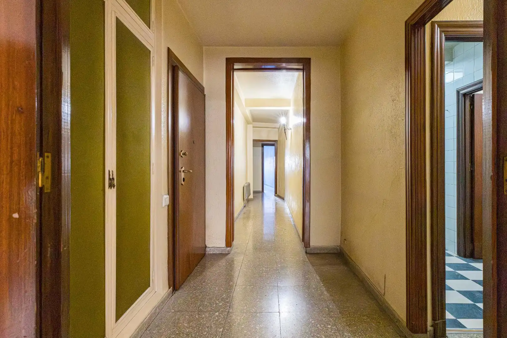 Wohnung zum Verkauf in Murcia mit Terrasse, Abstellraum und Balkon