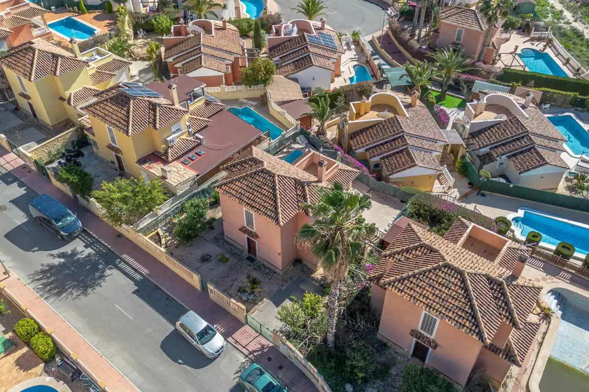 Casa o chalet en venta en Carrer de ľEspígol, Bonalba - Cotoveta