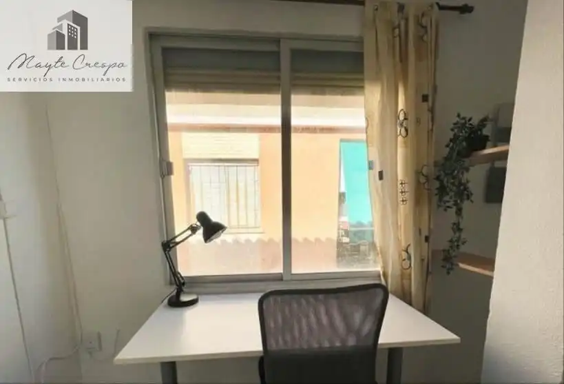 Piso de alquiler en Cervantes