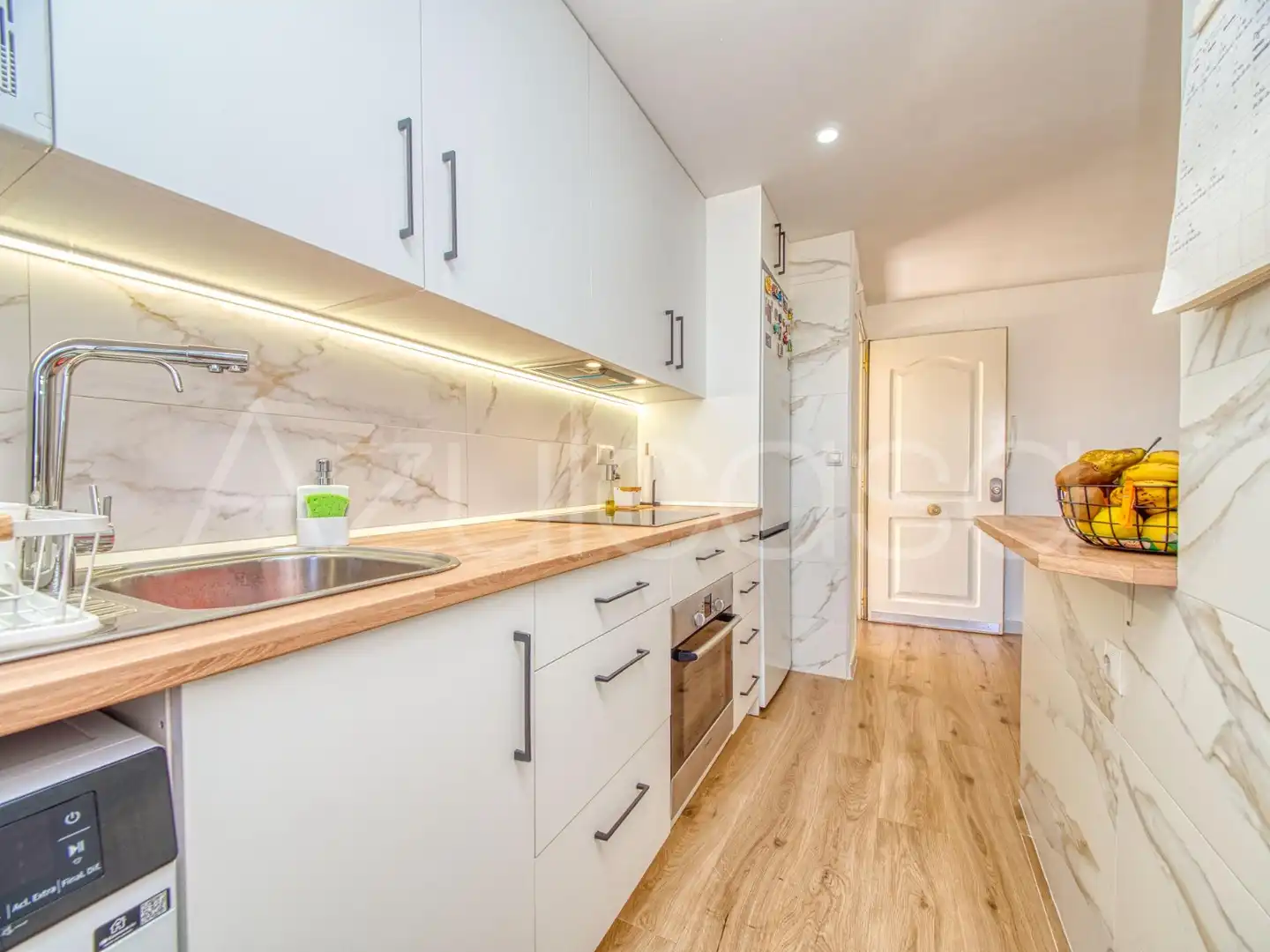 Kitchen of Flat for sale in Mutxamel  with Parquet flooring, Terrace and Community pool