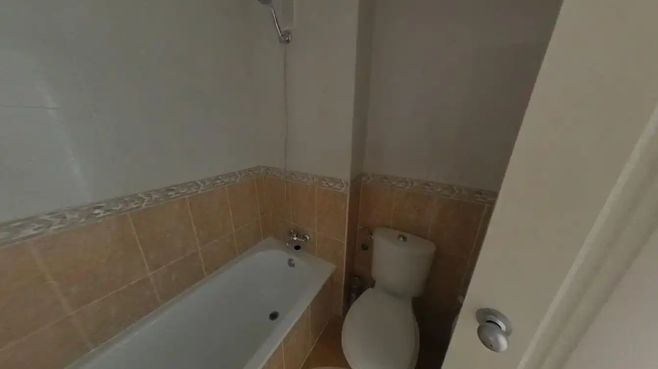 Bany de Pis en venda en Estepona amb Piscina