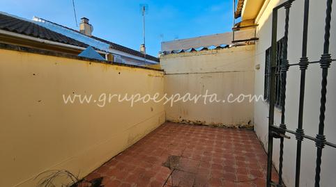 Foto 4 de Casa adosada en venda a Calle Picasso, 32, Burguillos, Sevilla