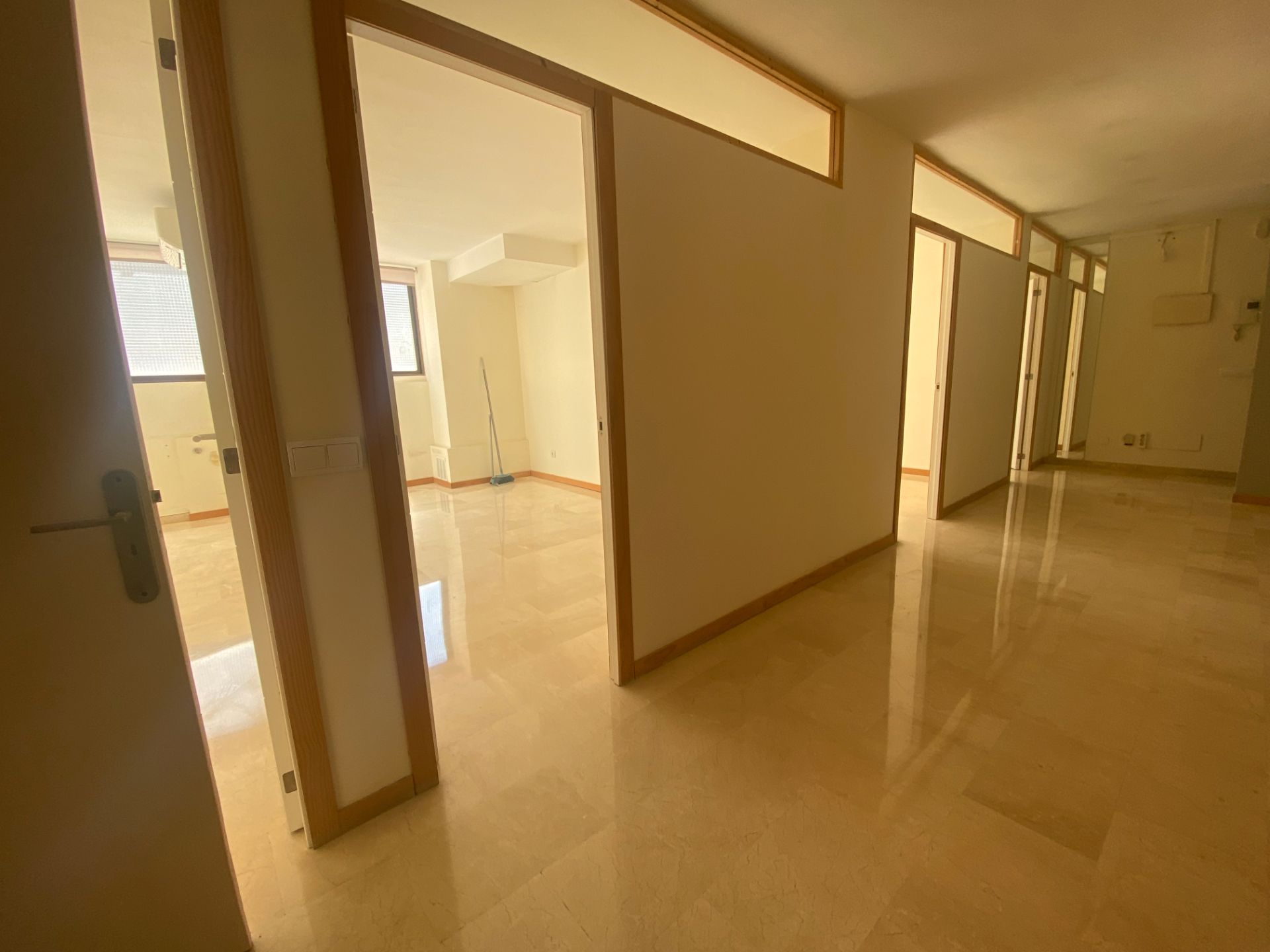 Premises to rent in  Palma de Mallorca  with Air Conditioner
