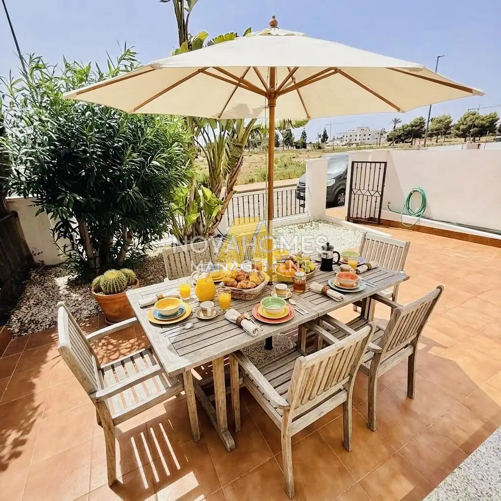 Detached house with pool for sale in Centro, imagen 3
