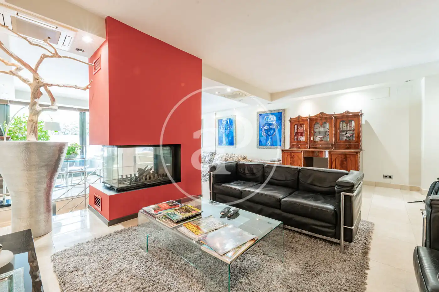 Living room of Detached homes for sale in La Moraleja  with Air Conditioner, Heating and Private garden