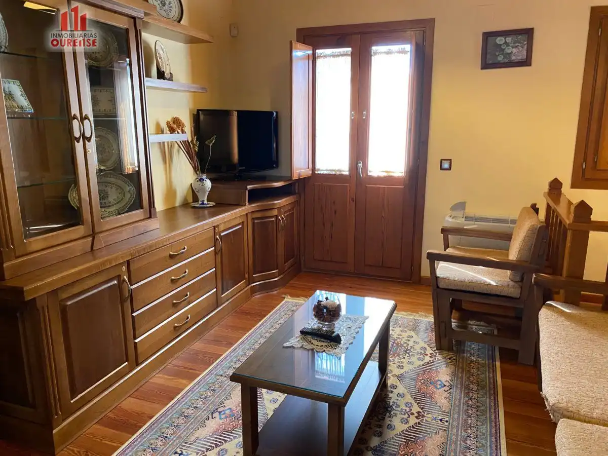 Sala de estar de Casa o chalet en venta en Carballeda de Avia con Aire acondicionado, Calefacción y Jardín privado