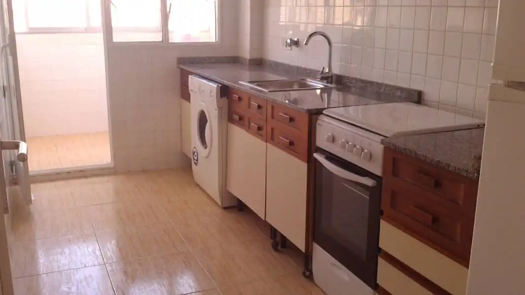 Cocina de Piso de alquiler en Valencia con Amueblado y Balcón