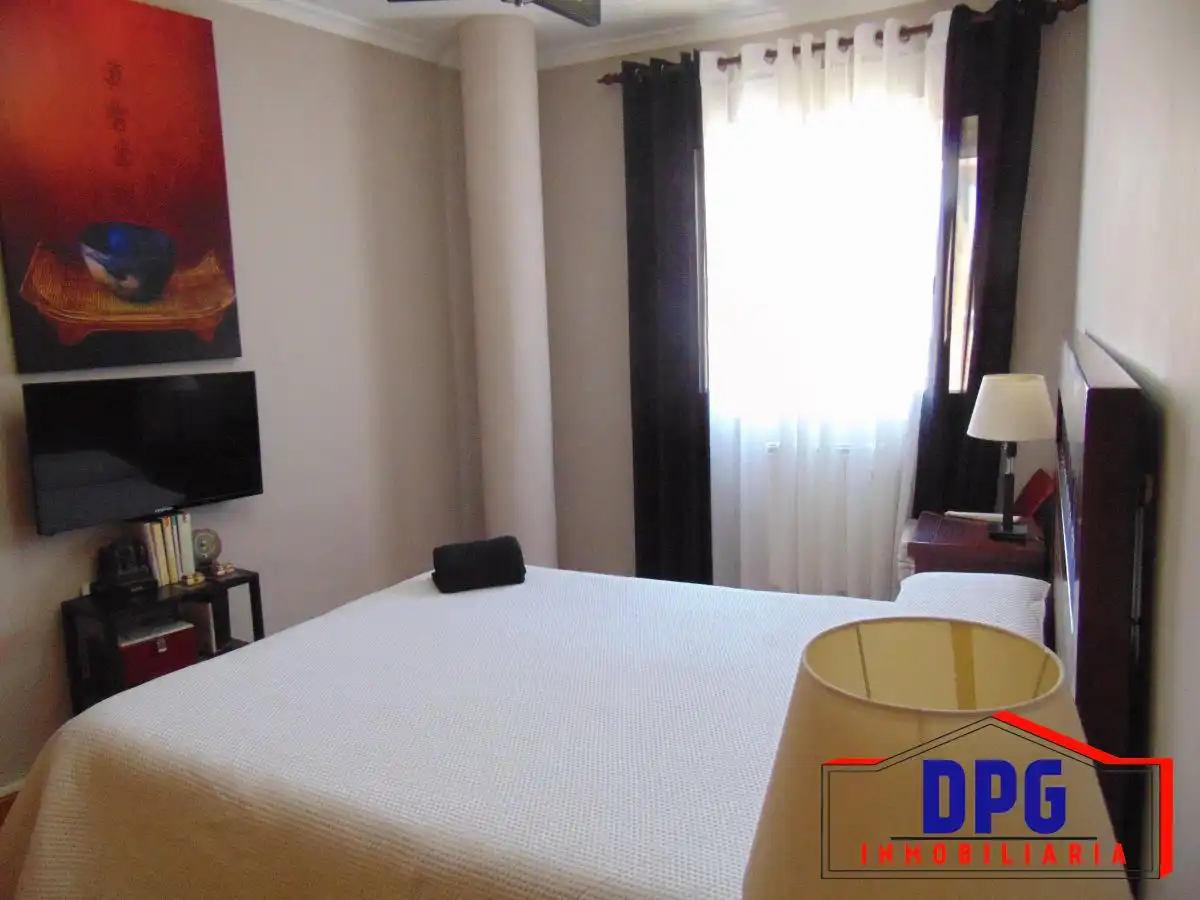 Habitación de Apartamento en venta en Garrucha con Aire acondicionado y Amueblado
