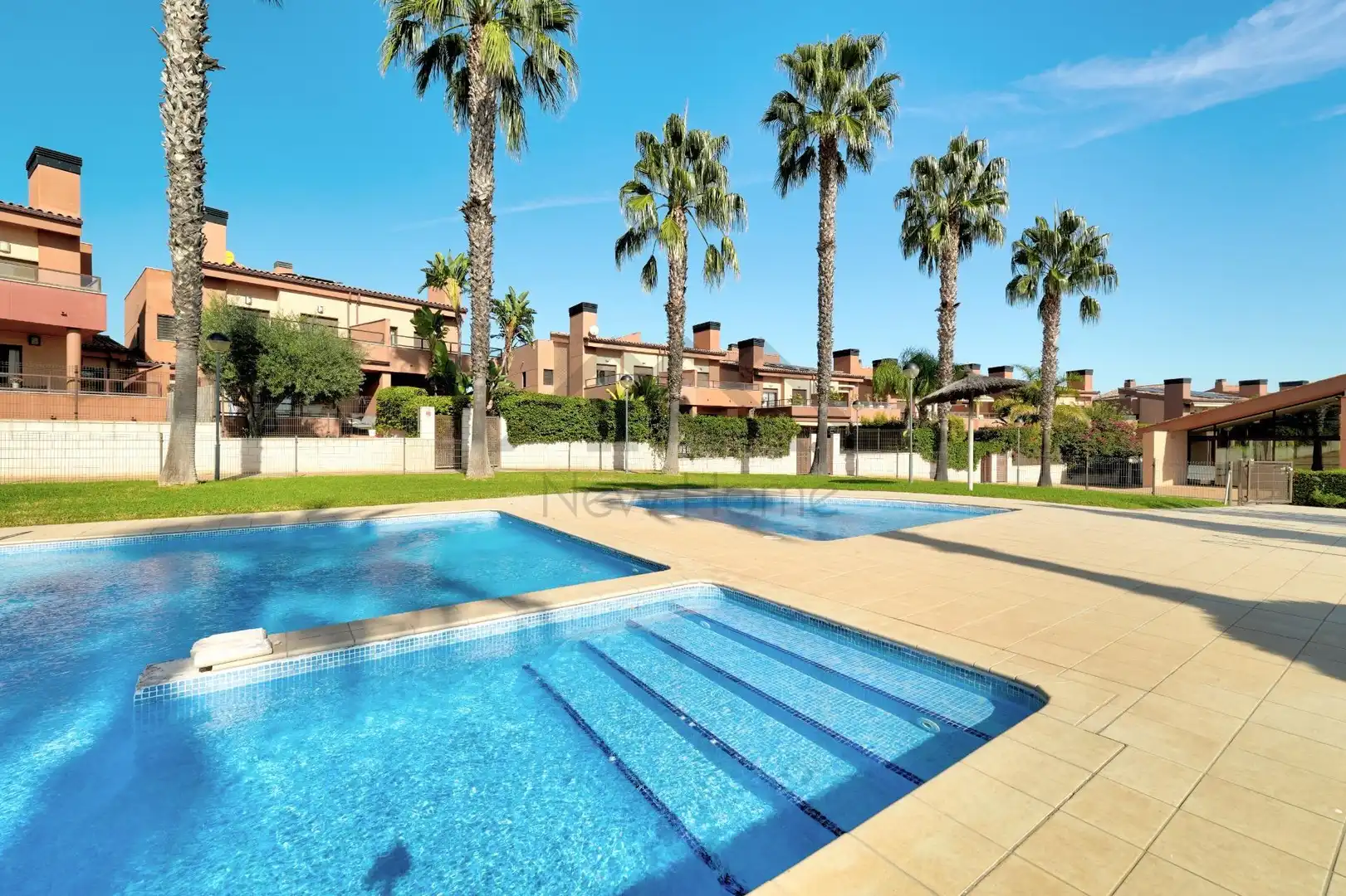 Swimming pool of Detached homes for sale in Bétera  with Air Conditioner, Private garden and Parquet flooring