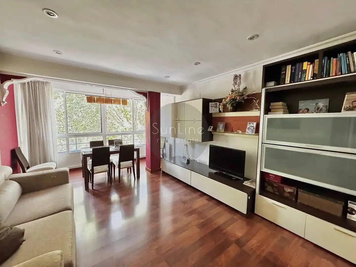 Sala de estar de Piso en venta en Quart de Poblet con Aire acondicionado, Trastero y Amueblado