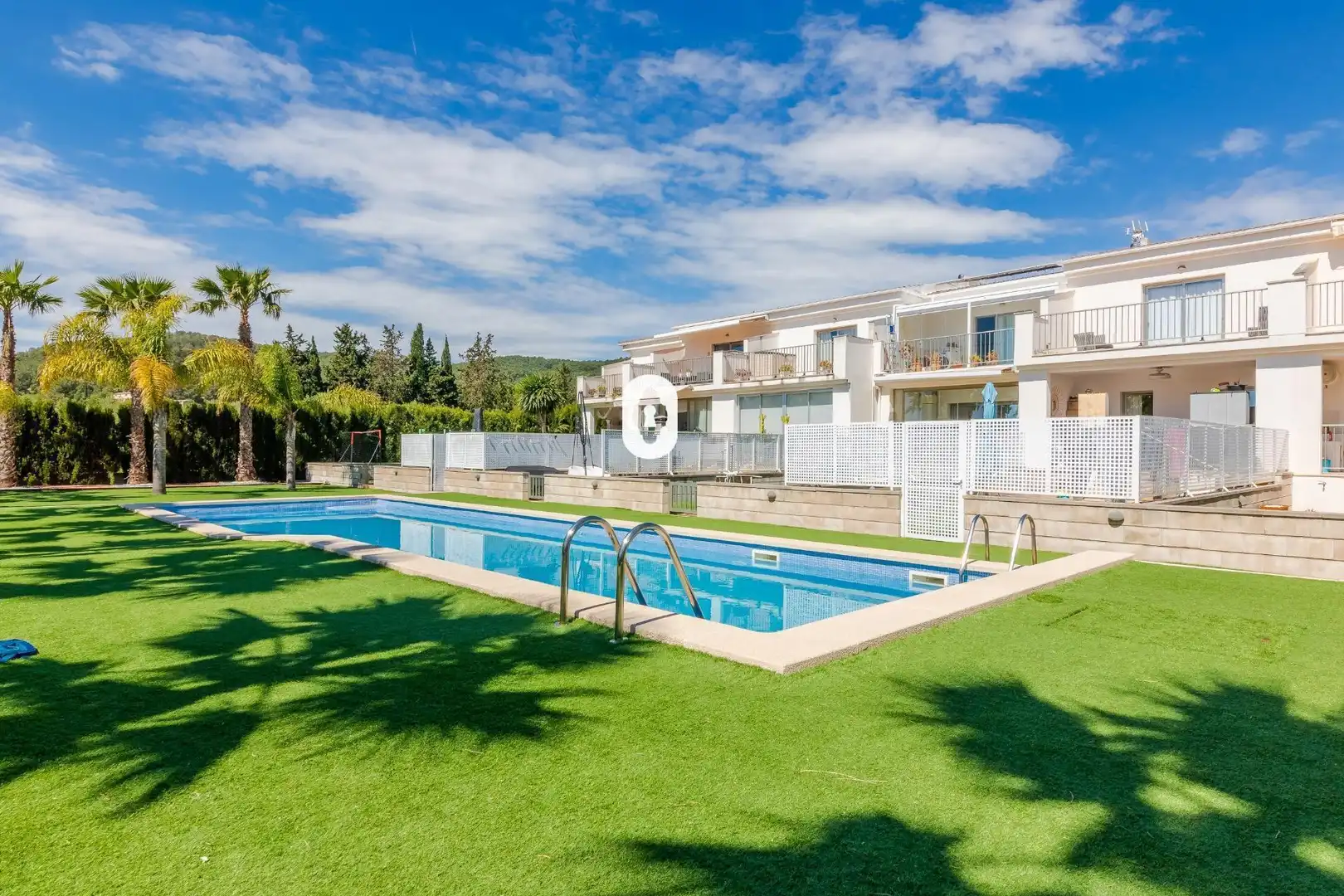 Piscina de Casa adosada en venda en Sa Pobla amb Aire condicionat, Jardí privat i Parquet