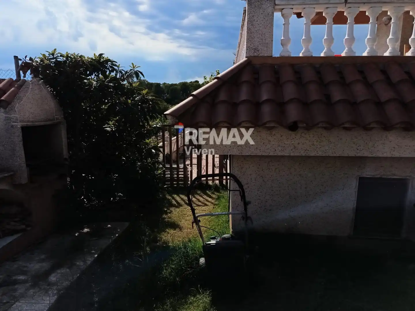 Vista exterior de Casa o xalet en venda en Cunit amb Calefacció