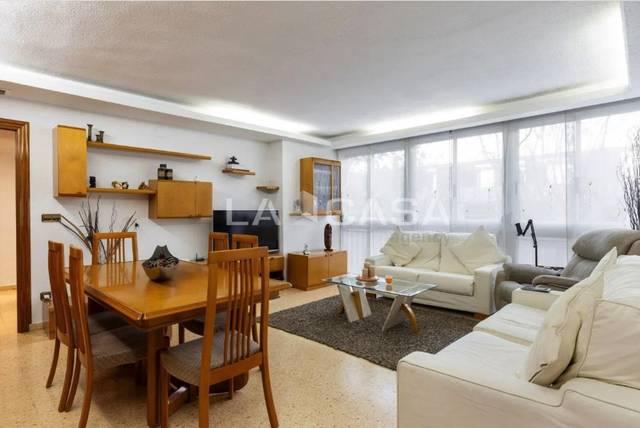 Piso en Venta en La Malva-rosa