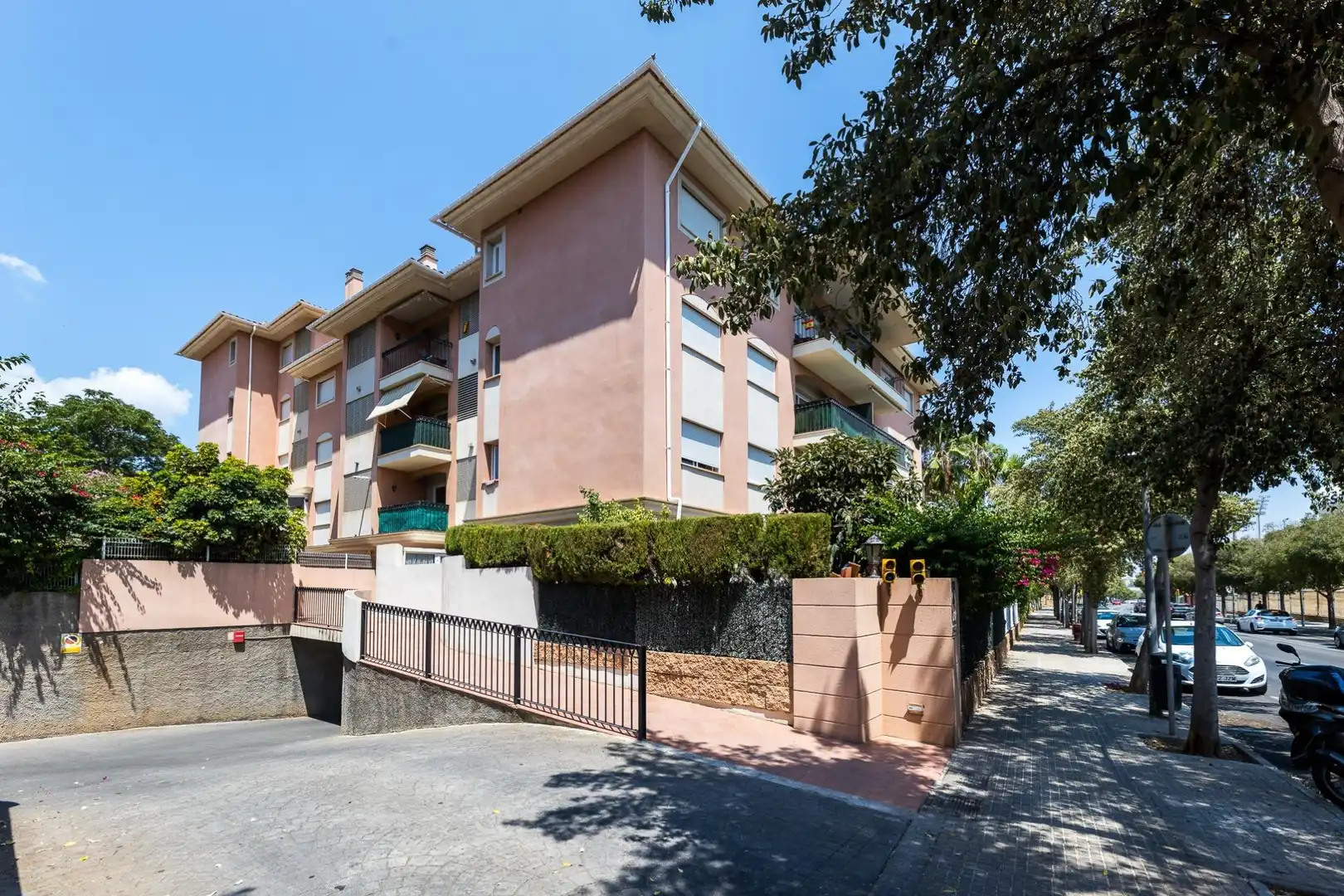 Vista exterior de Planta baixa en venda en  Palma de Mallorca amb Jardí privat, Terrassa i Traster