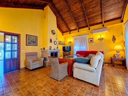 Living room of House or chalet for sale in La Carlota  with Air Conditioner, Heating and Private garden