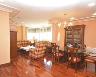 Sala d'estar de Pis de lloguer en  Murcia Capital amb Aire condicionat, Calefacció i Parquet