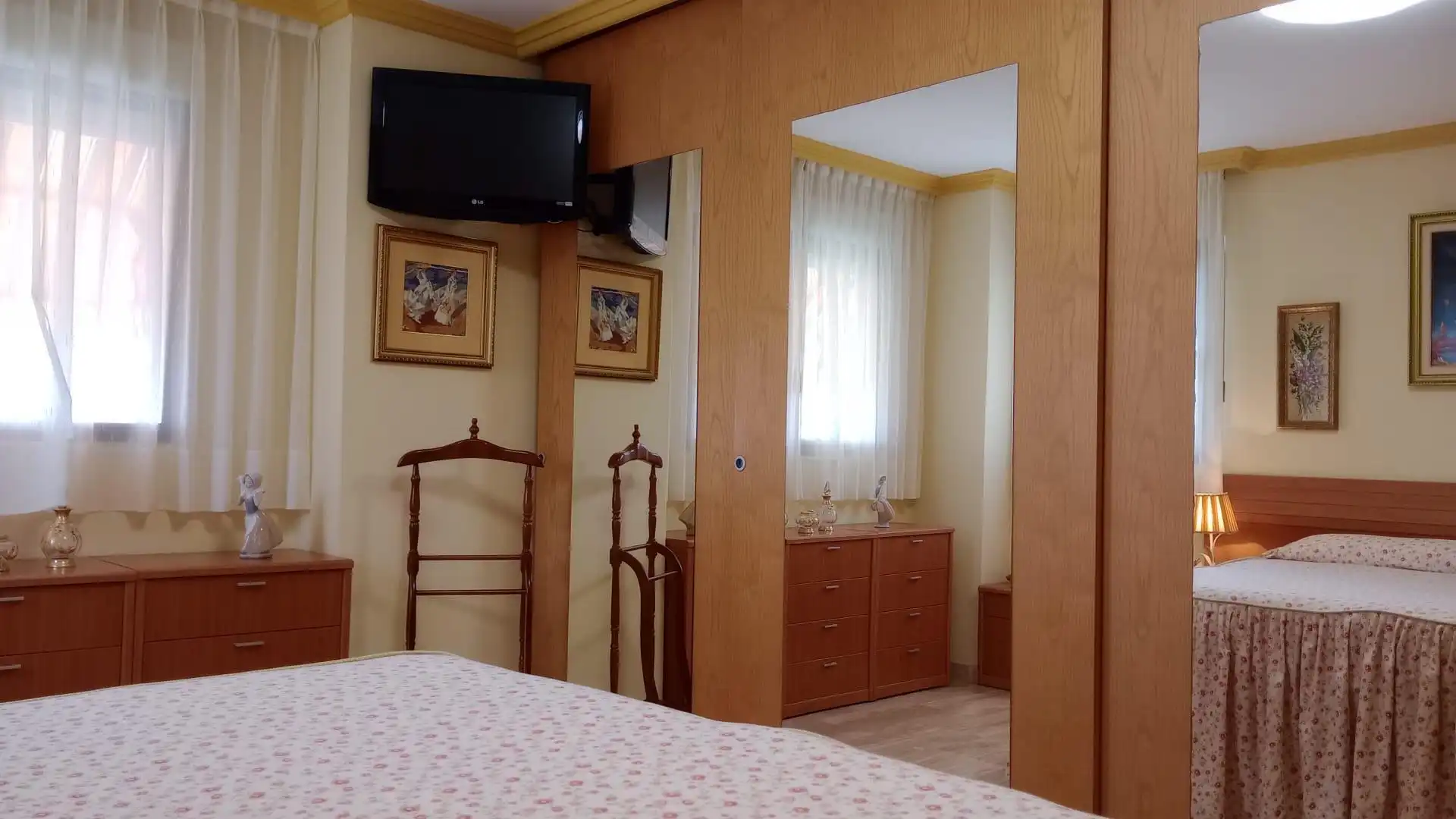 Habitación de Piso en venta en Benidorm con Aire acondicionado, Calefacción y Jardín privado