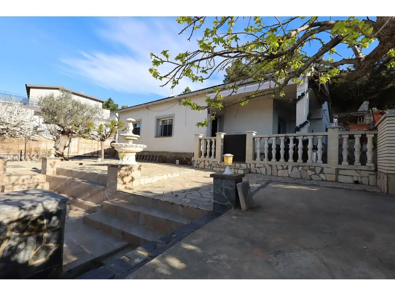 Vista exterior de Casa o xalet en venda en Vidreres amb Calefacció, Jardí privat i Terrassa