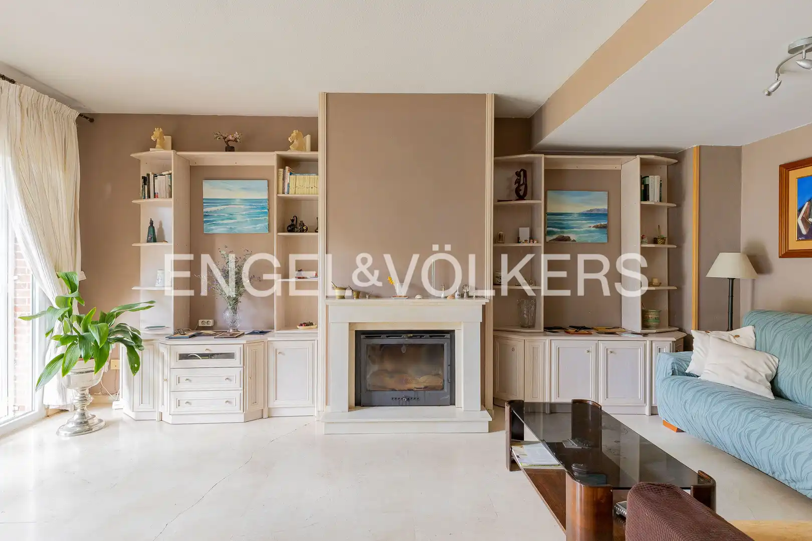 Living room of Houses for sale in San Lorenzo de El Escorial  with Heating and Private garden