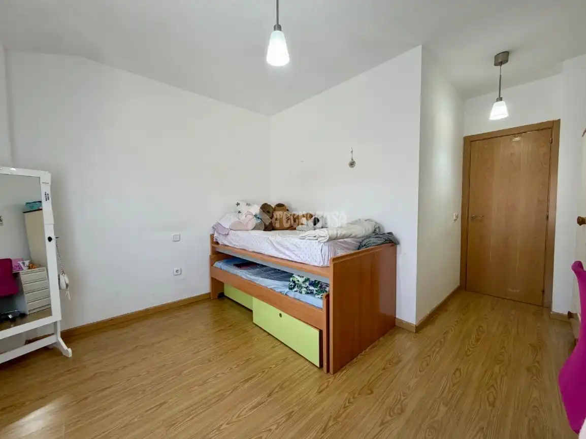 Casa pareada en venta en Villanueva de la Torre, imagen 35