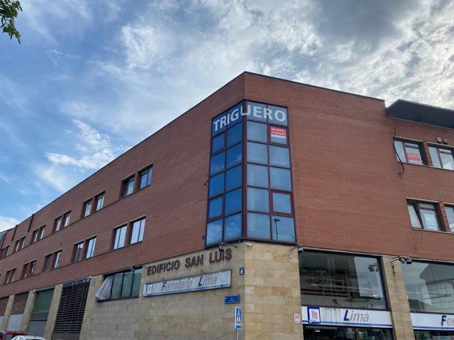 Oficina en Venta en Calle la Tejera, 5 en Alisal - San Román