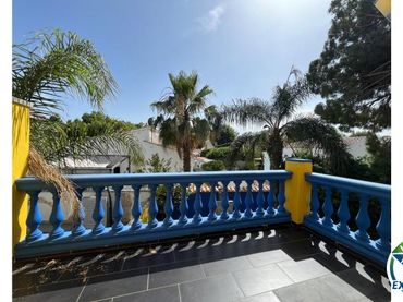 Casa con piscina en venta en Carrer Montseny