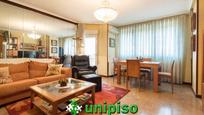 Sala d'estar de Pis en venda en Leganés amb Calefacció, Parquet i Traster