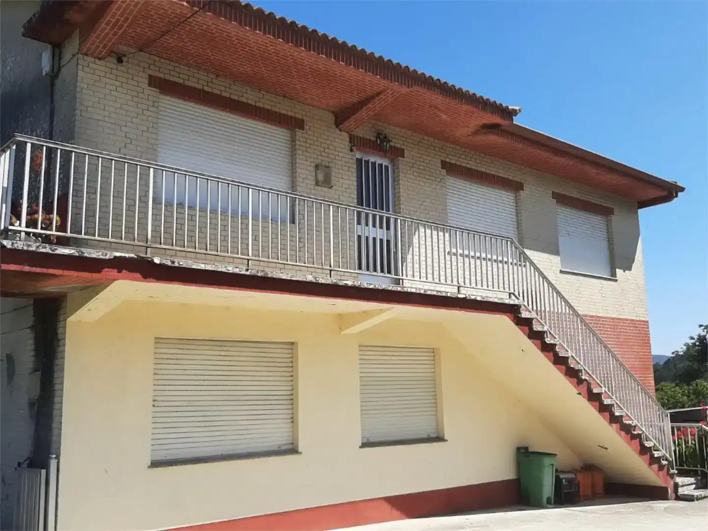 Vista exterior de Casa o chalet en venta en Narón con Balcón