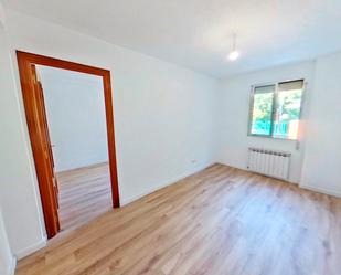 Bedroom of Apartment to rent in  Madrid Capital  with Oven and Pets allowed