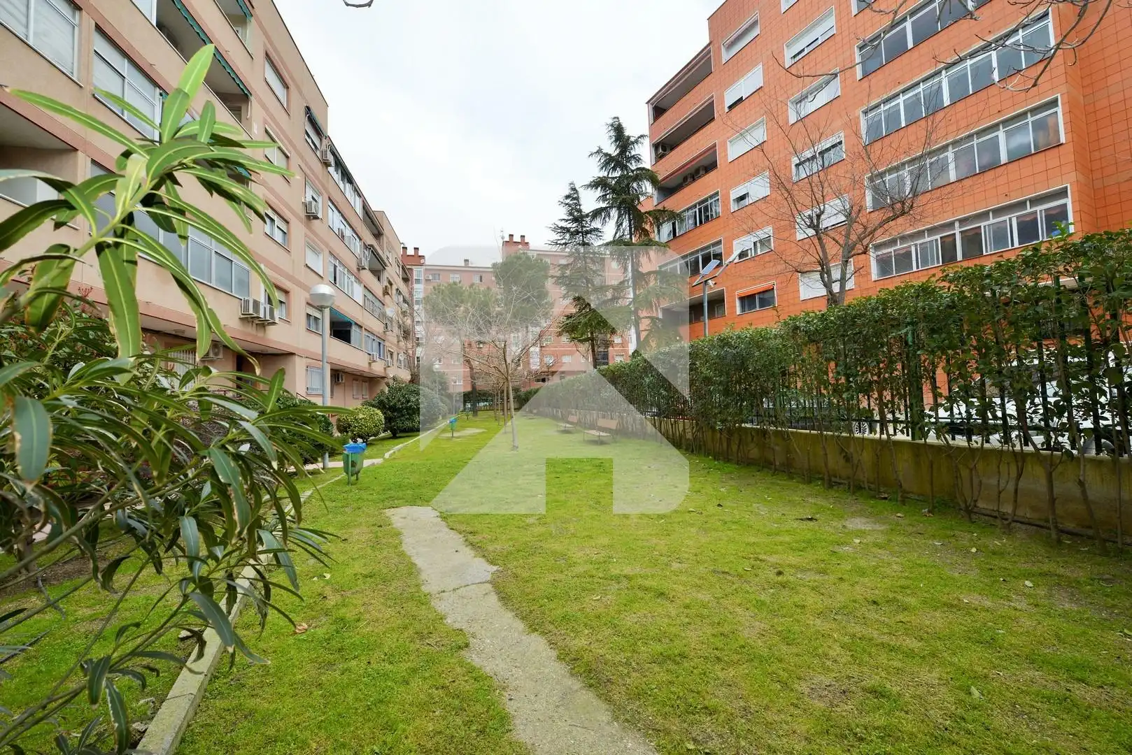 Parking of Flat for sale in Valdemoro  with Air Conditioner, Heating and Private garden