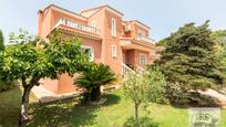 Vista exterior de Casa o xalet en venda en L'Eliana amb Aire condicionat, Calefacció i Jardí privat